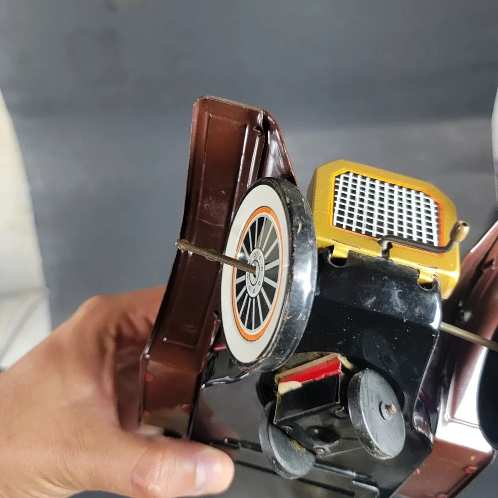 SMOKEY BILL ON OLD FASHION CAR TIN BATTERY TOY JAPAN 1960s